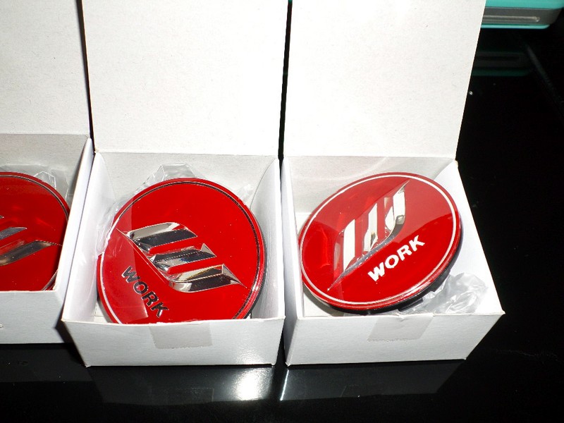 Work RED CENTER CAPS 18x9 +25, 5x114.3 by Tom L. ›