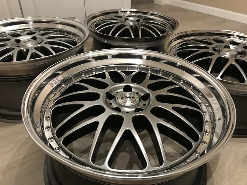 Rial Daytona Race Wheels 22x9.5 +45, 22x10.5 +28, 5x120 by Ken N